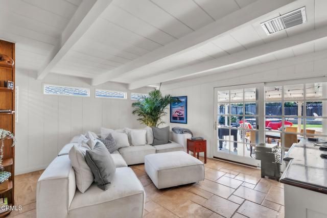 4909 Indianola Way, La Canada Flintridge, CA 91011