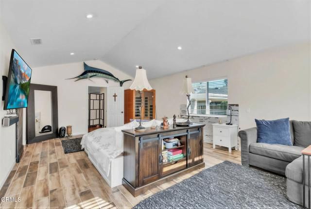 4909 Indianola Way, La Canada Flintridge, CA 91011