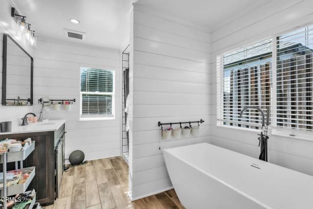 4909 Indianola Way, La Canada Flintridge, CA 91011