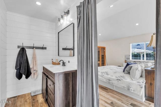 4909 Indianola Way, La Canada Flintridge, CA 91011