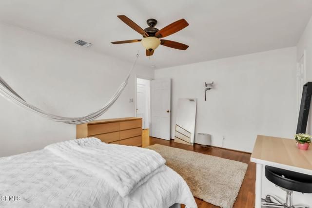 4909 Indianola Way, La Canada Flintridge, CA 91011