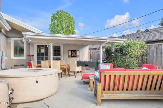 4909 Indianola Way, La Canada Flintridge, CA 91011