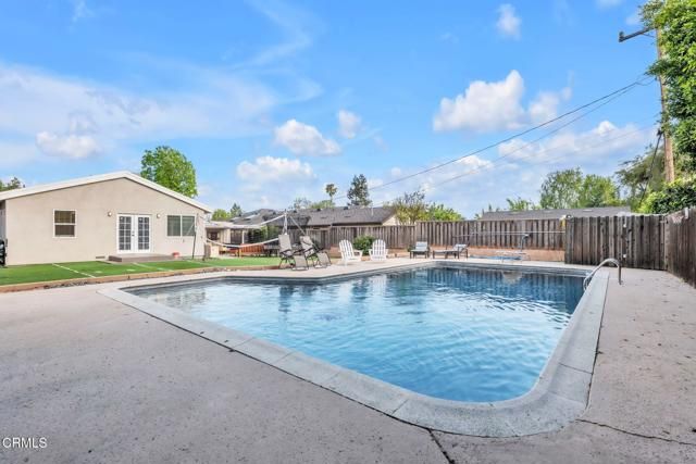 4909 Indianola Way, La Canada Flintridge, CA 91011