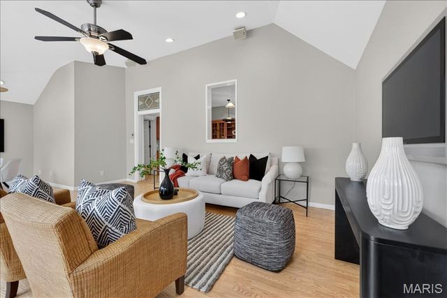 7501 S Suffolk Avenue, St Louis, MO 63119
