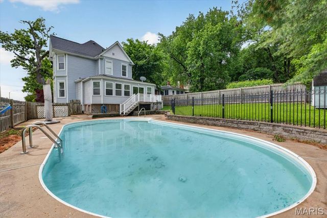 7501 S Suffolk Avenue, St Louis, MO 63119