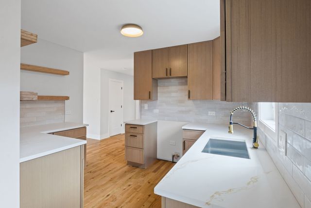 10009 S Spaulding Avenue, Evergreen Park, IL 60805
