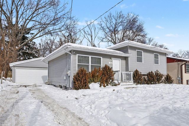 718 Southland Avenue, Portage, MI 49024