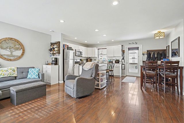 718 Southland Avenue, Portage, MI 49024