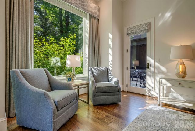 11 Beadle Lane, Asheville, NC 28803