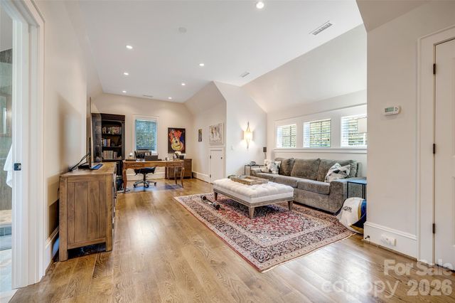 11 Beadle Lane, Asheville, NC 28803