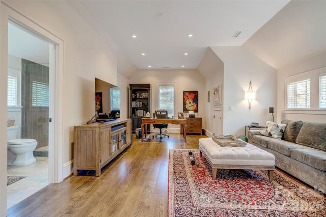 11 Beadle Lane, Asheville, NC 28803