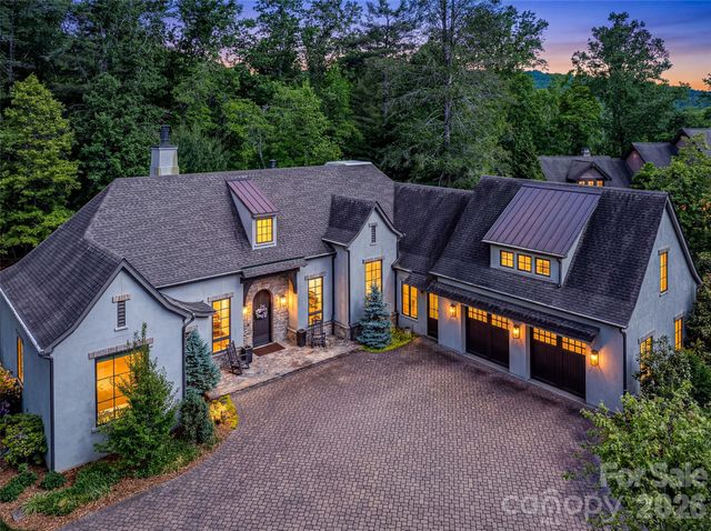 11 Beadle Lane, Asheville, NC 28803