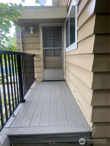 5208 Sand Point Way NE, Seattle, WA 98105