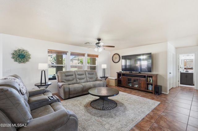 13726 E Shadow Pines Lane, Vail, AZ 85641