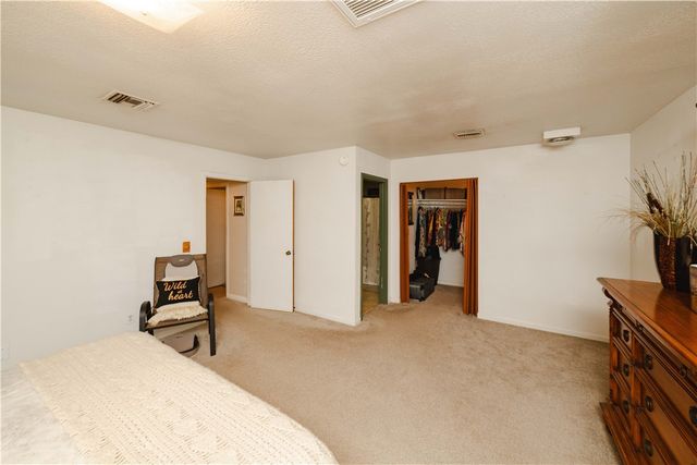 3592 W Agua Fria Drive, Golden Valley, AZ 86413