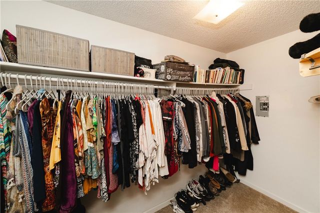 3592 W Agua Fria Drive, Golden Valley, AZ 86413