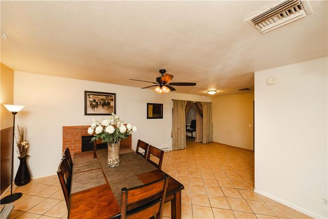 3592 W Agua Fria Drive, Golden Valley, AZ 86413