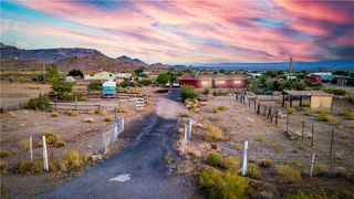 3592 W Agua Fria Drive, Golden Valley, AZ 86413