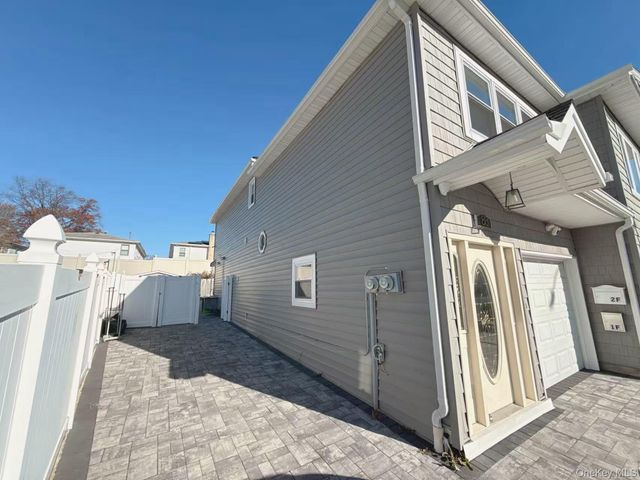 88 Radford Street 1FL, Staten Island, NY 10314