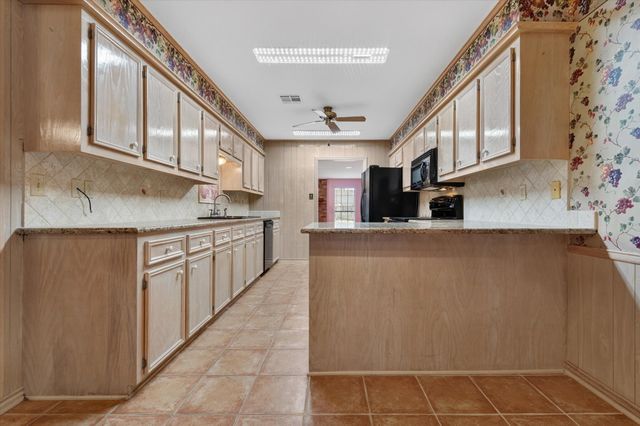 507 Lexington Drive, Corsicana, TX 75110