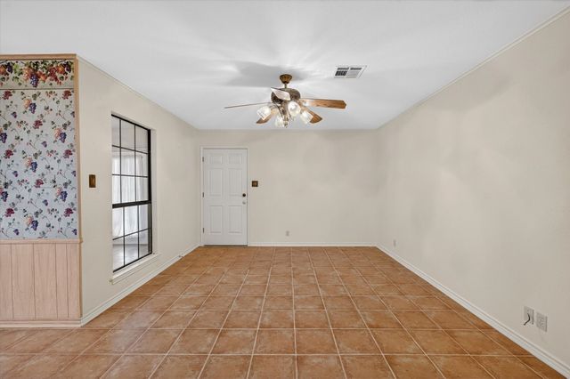 507 Lexington Drive, Corsicana, TX 75110