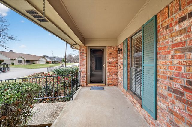 507 Lexington Drive, Corsicana, TX 75110