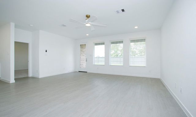 27222 Grass Cliff Lane, Hockley, TX 77447