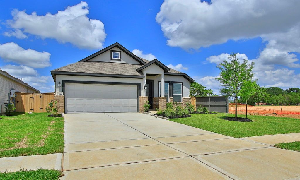 27222 Grass Cliff Lane, Hockley, TX 77447