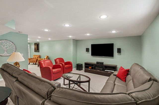 1616 Grandview Drive, Hebron, KY 41048