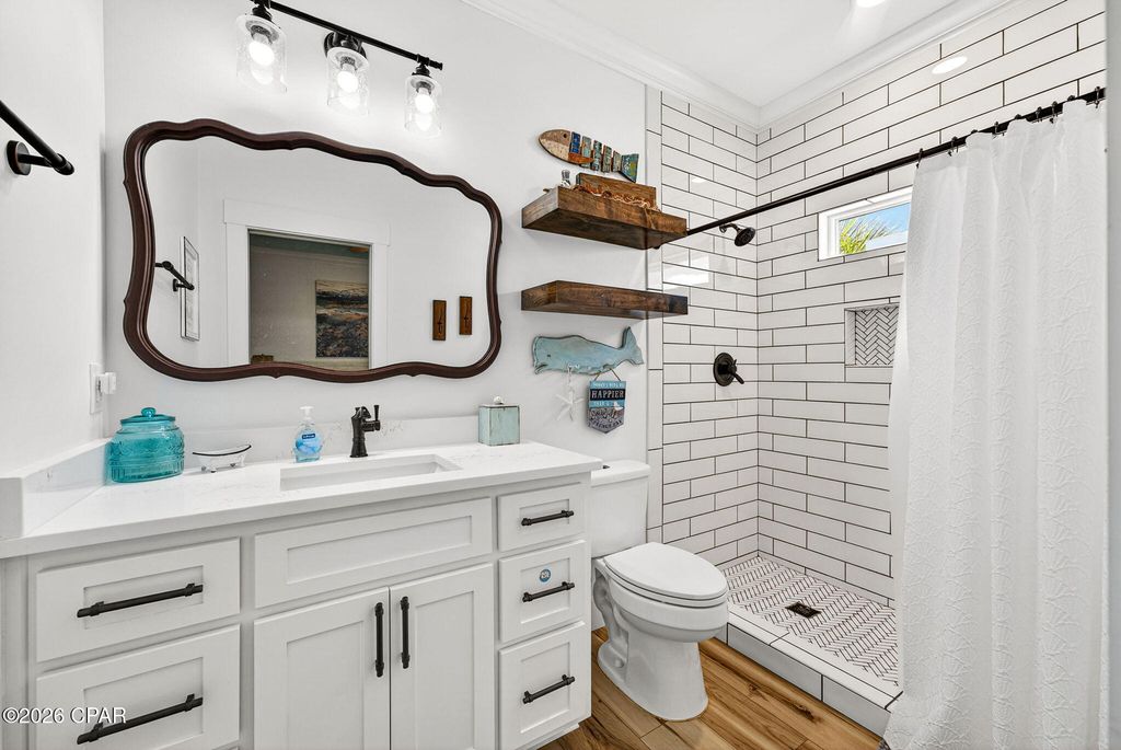 Image 20 of property listing at 32 Gulf Loop, Panama City Beach, FL 32408