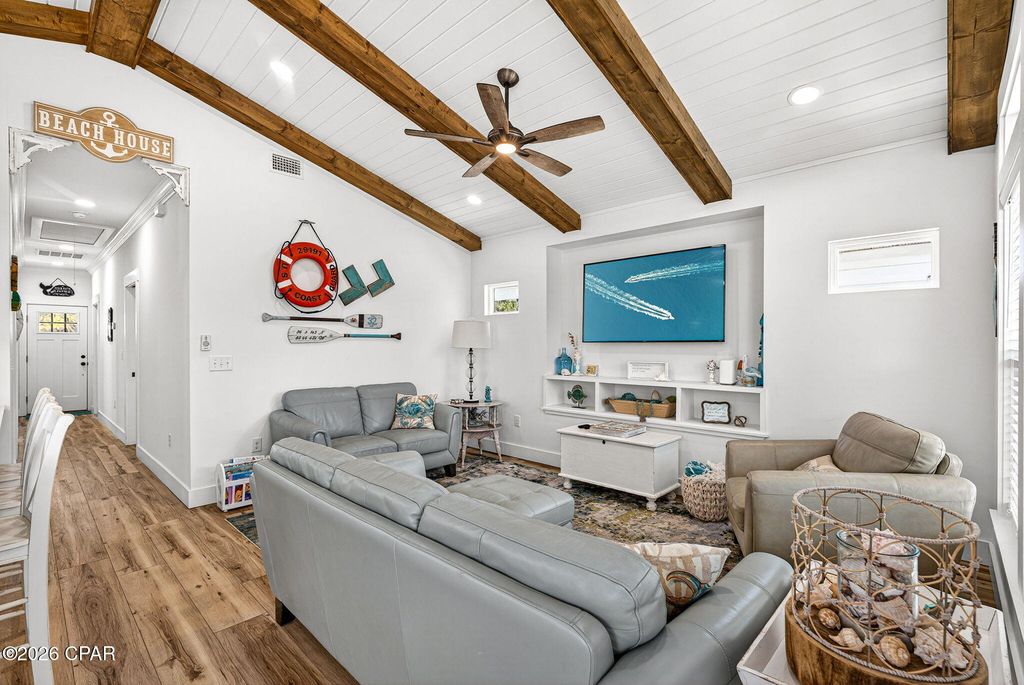Image 5 of property listing at 32 Gulf Loop, Panama City Beach, FL 32408