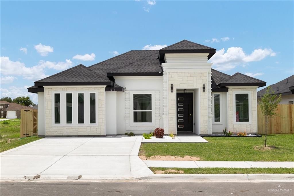 1216 E Evergreen Avenue, San Juan, TX 78589