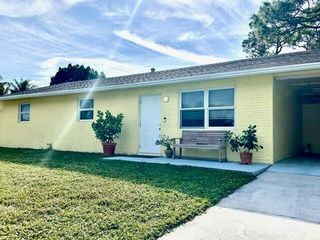 4292 Birdwood Street, Palm Beach Gardens, FL 33410