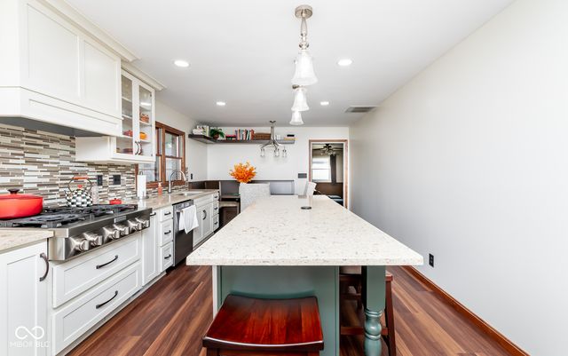 1448 Robin Hood Drive, Seymour, IN 47274