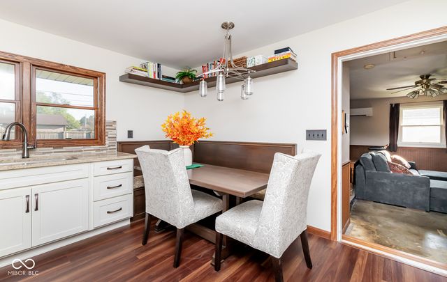 1448 Robin Hood Drive, Seymour, IN 47274