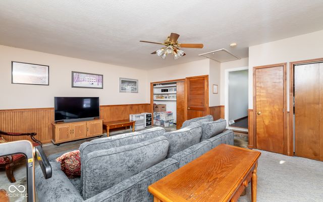 1448 Robin Hood Drive, Seymour, IN 47274