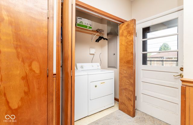 1448 Robin Hood Drive, Seymour, IN 47274