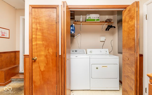 1448 Robin Hood Drive, Seymour, IN 47274