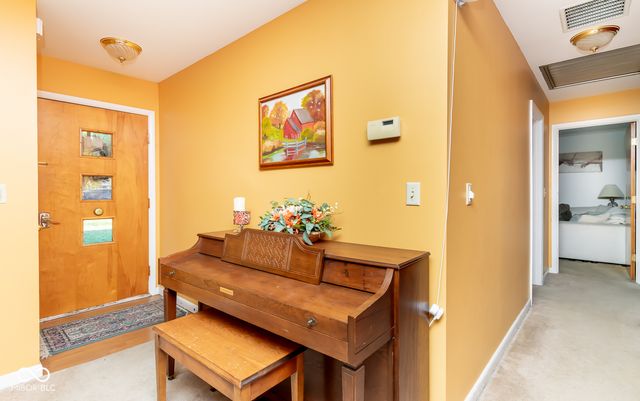 1448 Robin Hood Drive, Seymour, IN 47274