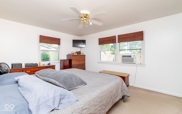 1448 Robin Hood Drive, Seymour, IN 47274