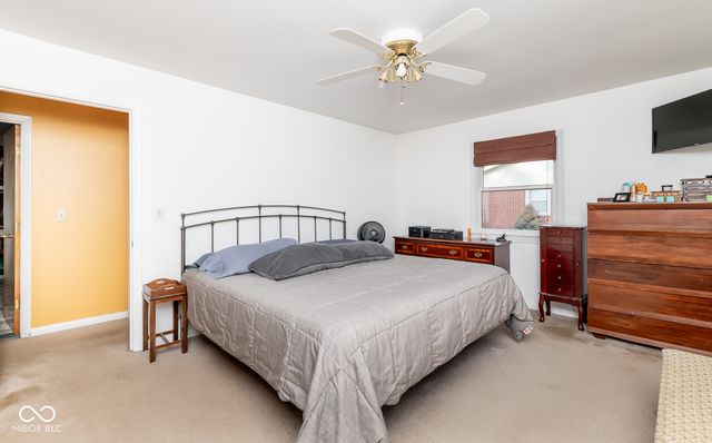 1448 Robin Hood Drive, Seymour, IN 47274