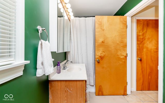 1448 Robin Hood Drive, Seymour, IN 47274