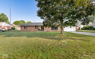 1448 Robin Hood Drive, Seymour, IN 47274