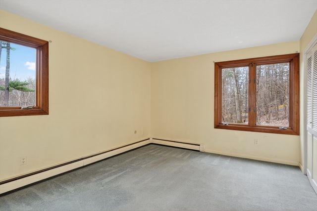 565 Langen Rd, Lancaster, MA 01523