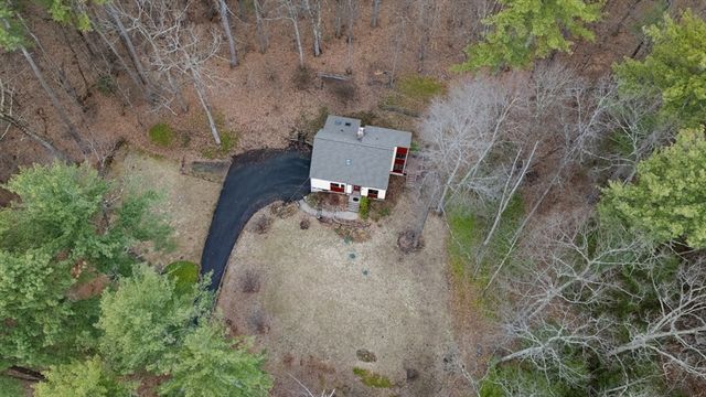 565 Langen Rd, Lancaster, MA 01523