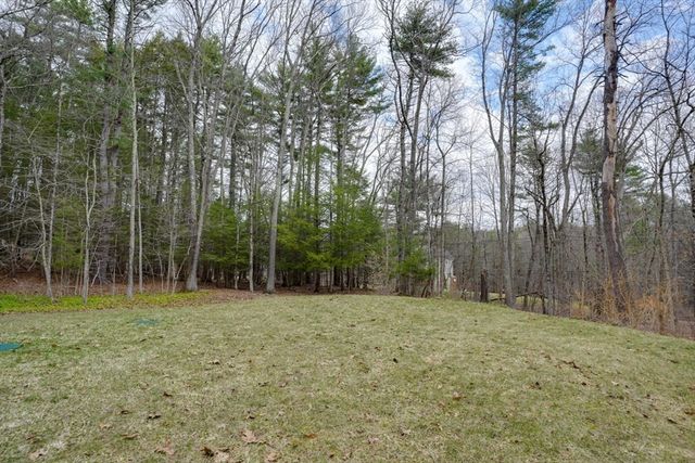 565 Langen Rd, Lancaster, MA 01523