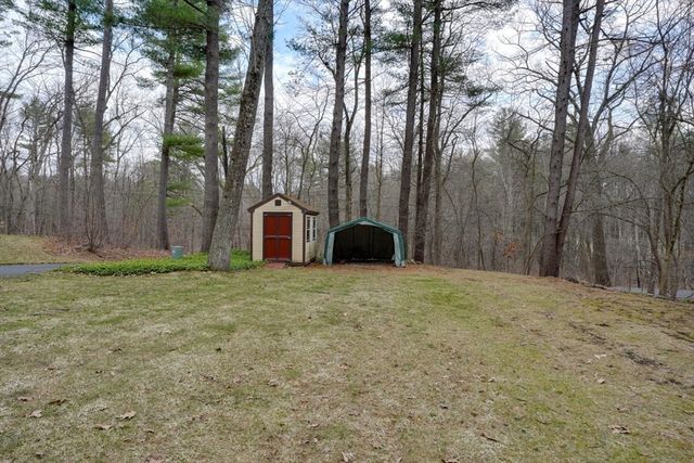 565 Langen Rd, Lancaster, MA 01523