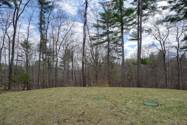 565 Langen Rd, Lancaster, MA 01523