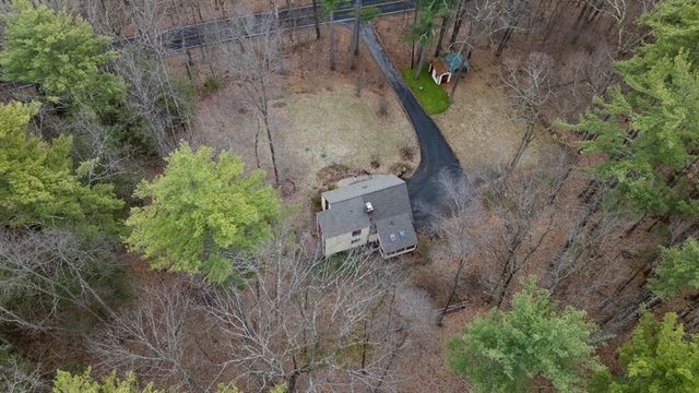 565 Langen Rd, Lancaster, MA 01523