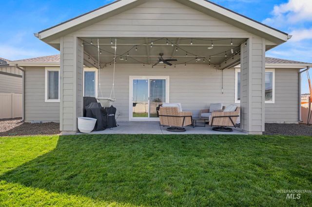 11652 W San Remo Dr, Nampa, ID 83686